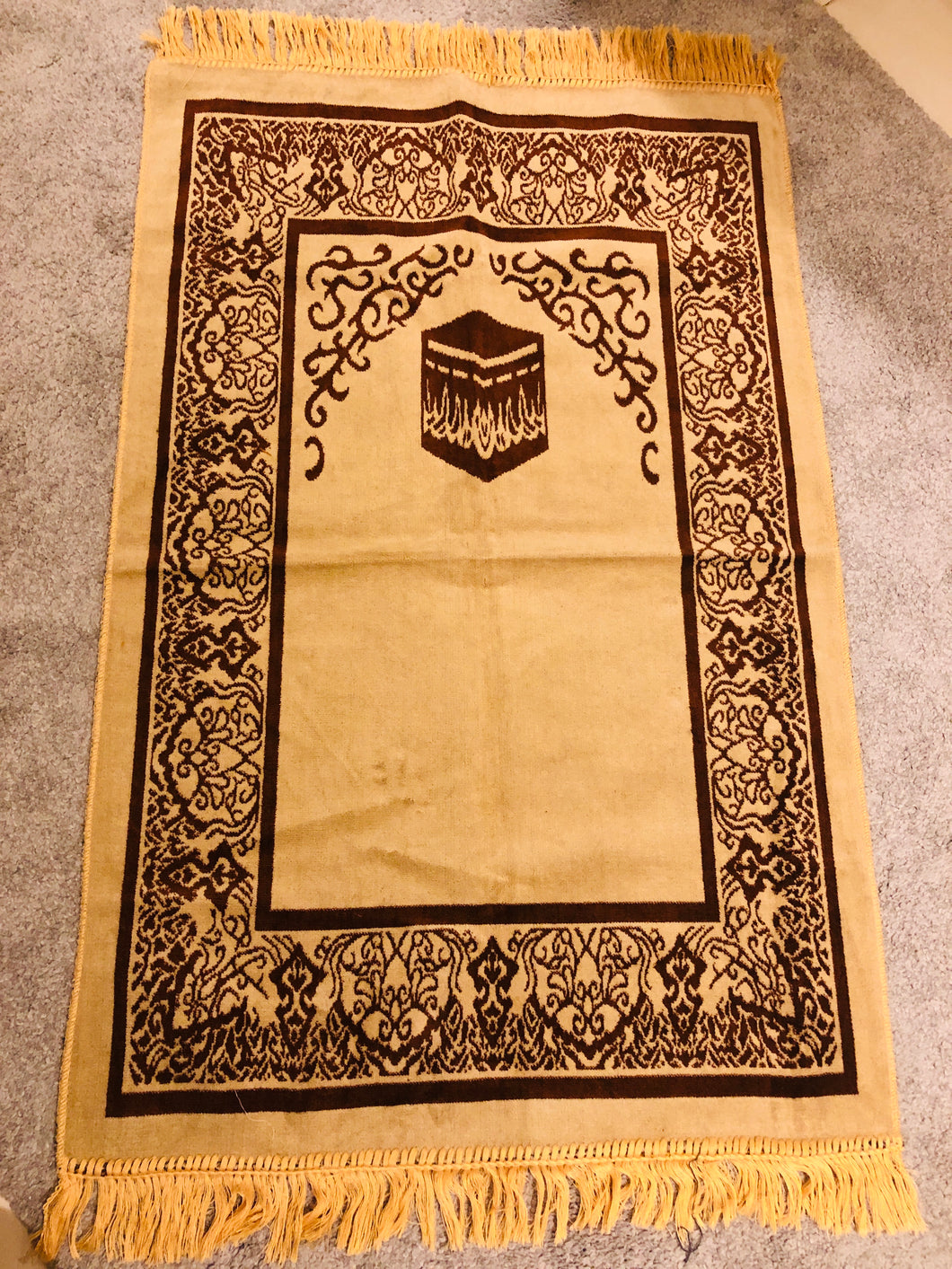 Elegant Praying Rug Sijada 110 *70 cm Beige - FUCHEETAH