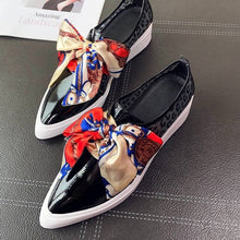 Cargar imagen en el visor de la galería, Pot polka dot women&#39;s bowtie loafer lace up pointed toe cow leather flat shoes - FUCHEETAH