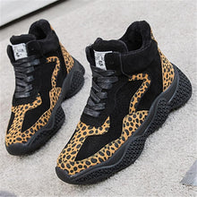 Charger l&#39;image dans la galerie, Platform Sneakers Women Genuine Leather  Leopard Plush - FUCHEETAH