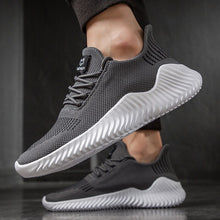 Cargar imagen en el visor de la galería, Men&#39;s Breathable Fly Knit Casual Footwear Mesh Classic Sneakers - FUCHEETAH