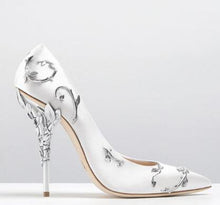 Cargar imagen en el visor de la galería, Silk Women Pumps Leaves Heel Rhinestone Flower Shoes - FUCHEETAH