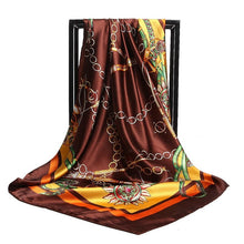 Charger l&#39;image dans la galerie, Women Print Foulard Satin Square Head  Scarfves  90cm - FUCHEETAH