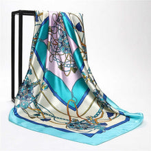 Charger l&#39;image dans la galerie, Women Print Foulard Satin Square Head  Scarfves  90cm - FUCHEETAH