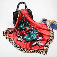 Charger l&#39;image dans la galerie, Women Print Foulard Satin Square Head  Scarfves  90cm - FUCHEETAH