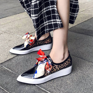 Pot polka dot women's bowtie loafer lace up pointed toe cow leather flat shoes - FUCHEETAH