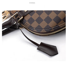 Cargar imagen en el visor de la galería, Shell Lattice Design Luxury Women Bag European and American Fashion High Quality - FUCHEETAH