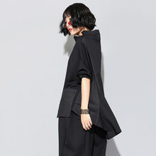 Laden Sie das Bild in den Galerie-Viewer, High Collar Long Sleeve Black Loose Pocket Stitch Irregular - FUCHEETAH