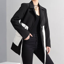 Load image into Gallery viewer, Black Contrast Color Pocket Blazer Long Sleeve Loose Fit Jacket - FUCHEETAH