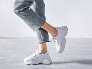 Full grain leather platform streetwear lace up round toe white sneakers