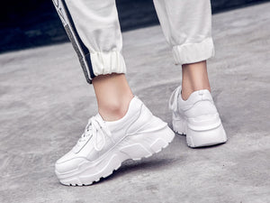 Full grain leather platform streetwear lace up round toe white sneakers