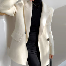 Load image into Gallery viewer, Loose Fit White Woolen Coat Parkas New Long Sleeve - FUCHEETAH